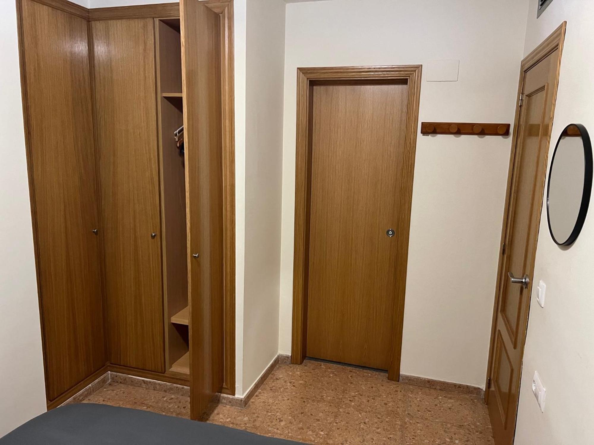 Apartament Habitacion Doble Con Bano Privado Walencja Zewnętrze zdjęcie