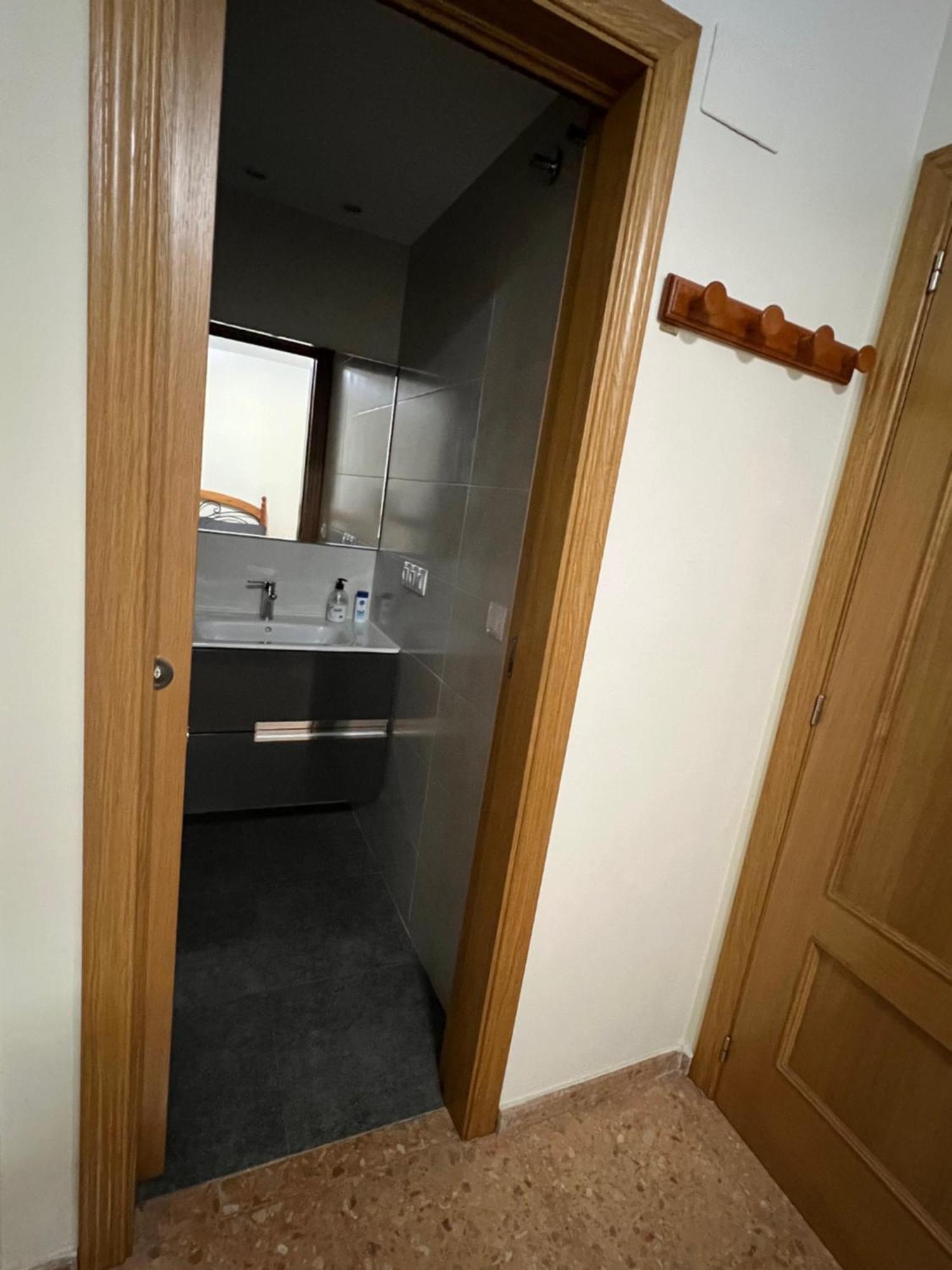 Apartament Habitacion Doble Con Bano Privado Walencja Zewnętrze zdjęcie